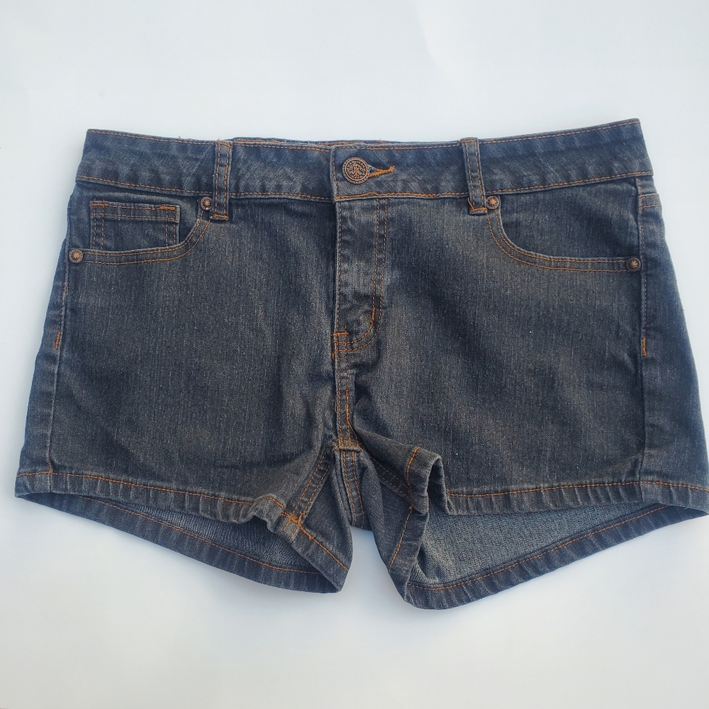 Wax jeans, Womens shorts, size large, 77%cotton, 21%polyester, 2 %Spandex.